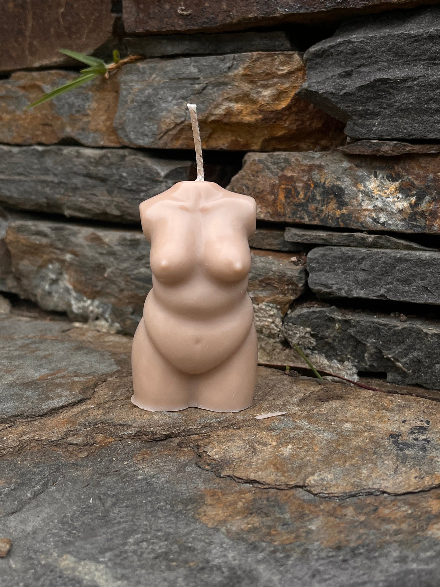 Lyla Body Candle