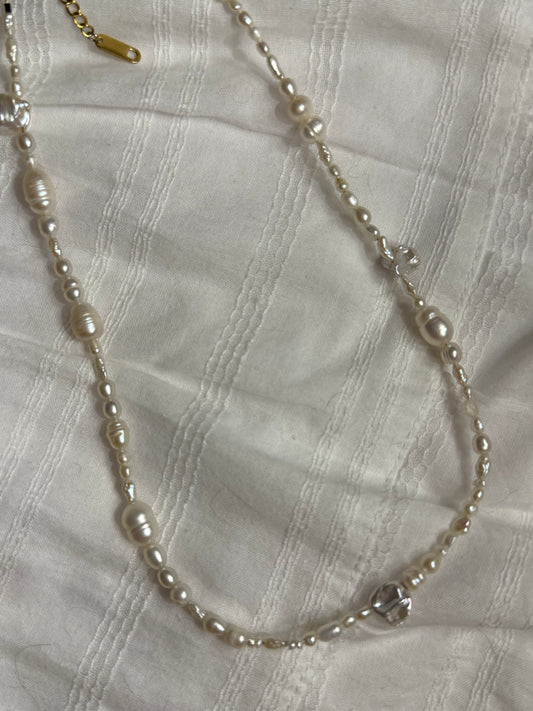 Kara Pearl Choker