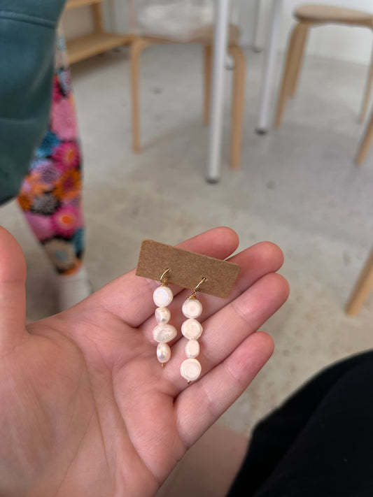 Pearl Moon Hoops