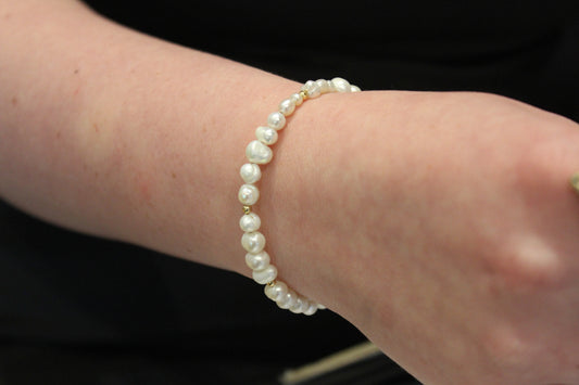 Arla Pearl Bracelet