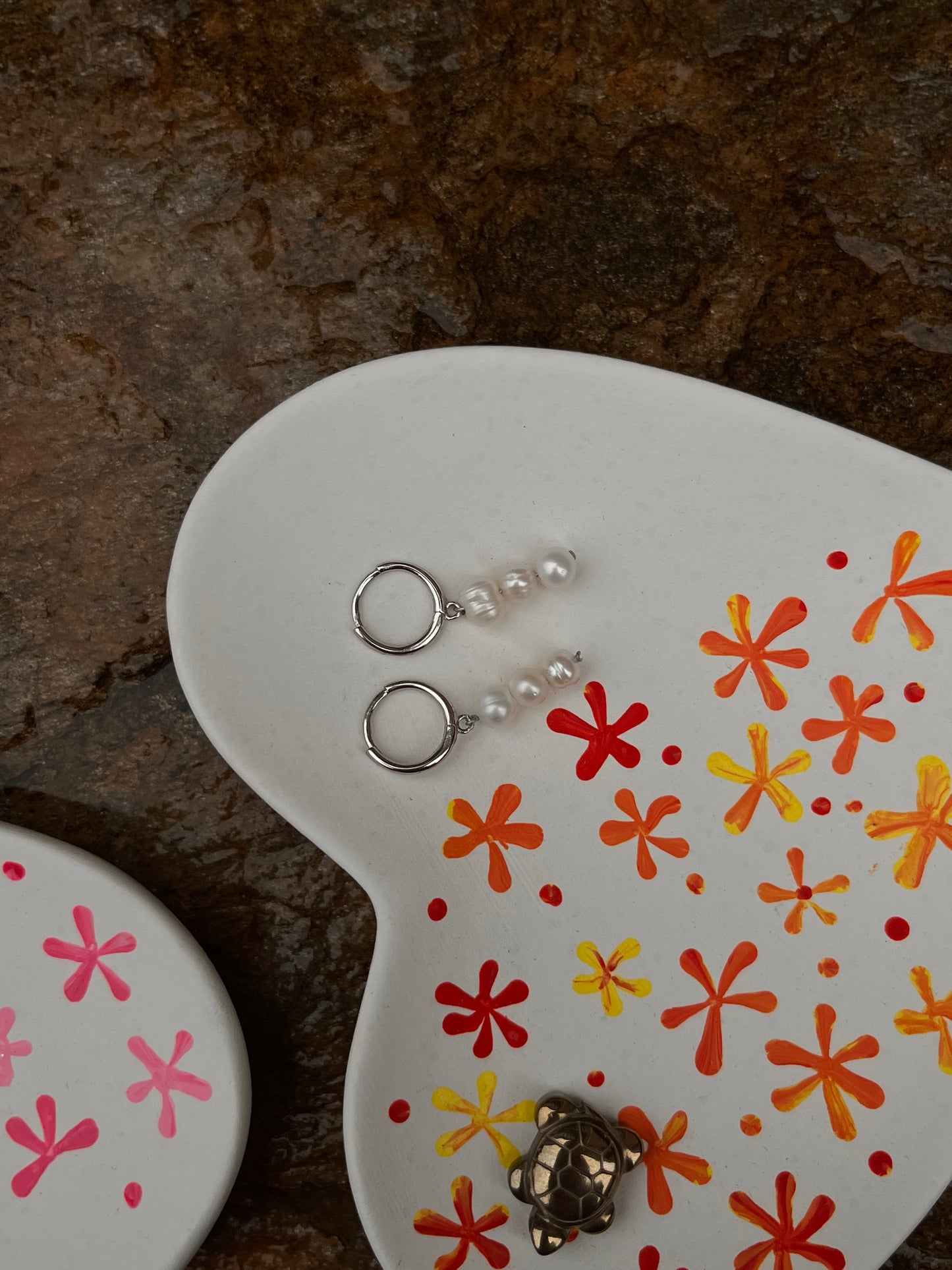 Droplet Pearl Hoops