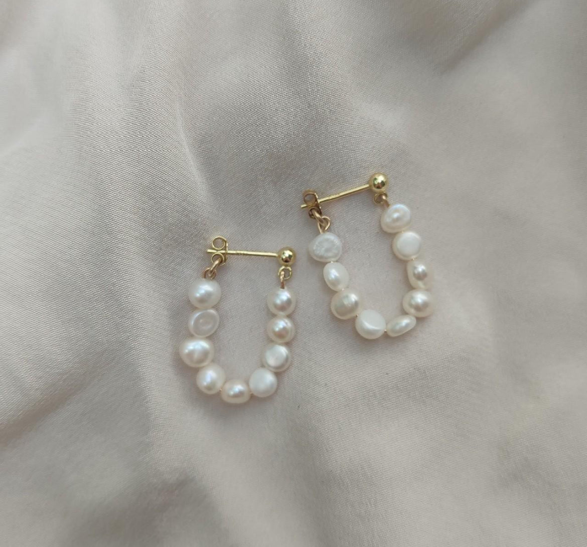 Fur Elise Pearl Studs